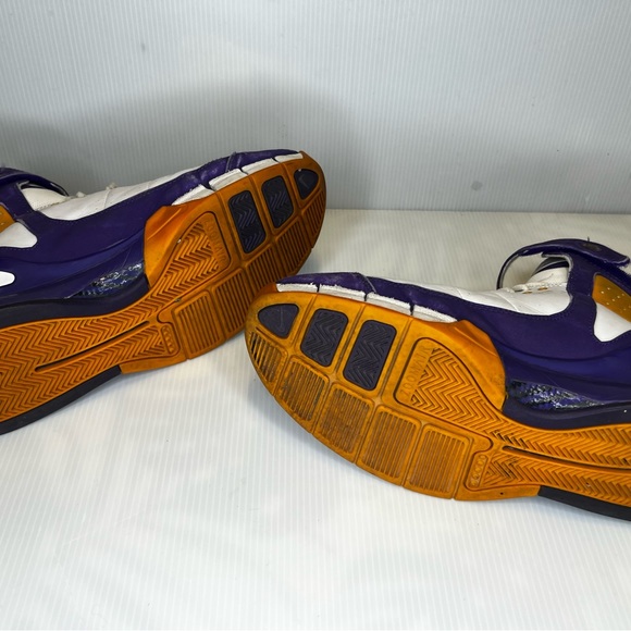 Size 10 2005 Kobe Zoom Air Huaraches (7/10) - Picture 13 of 15
